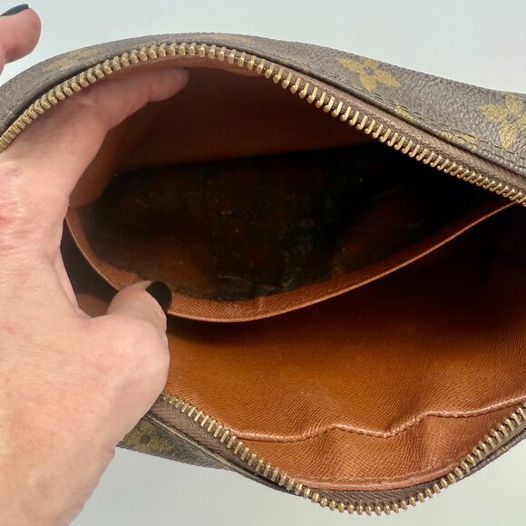 Louis Vuitton Monogram Compiegne 23 Clutch Bag - Vintage - Picture 5 of 9